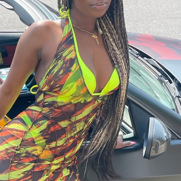 Lime Green String Bikini top and bottom - Picture 5 of 5